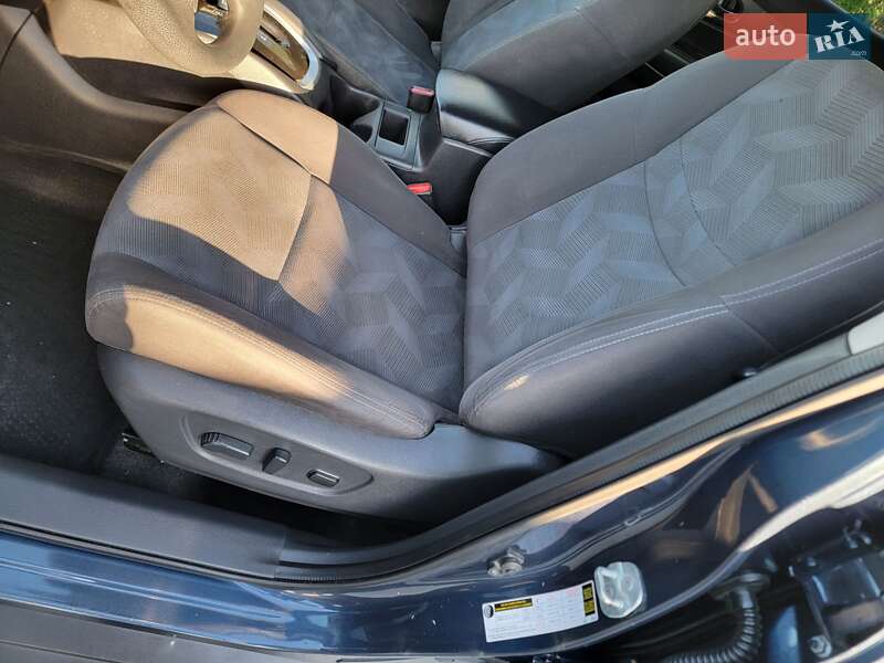 Внедорожник / Кроссовер Nissan Rogue 2016 в Черновцах фото 23 Внедорожник / Кроссовер Nissan Rogue 2016 в Черновцах