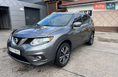 Позашляховик / Кросовер Nissan Rogue 2015 в 