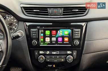 Внедорожник / Кроссовер Nissan Rogue 2020 в 