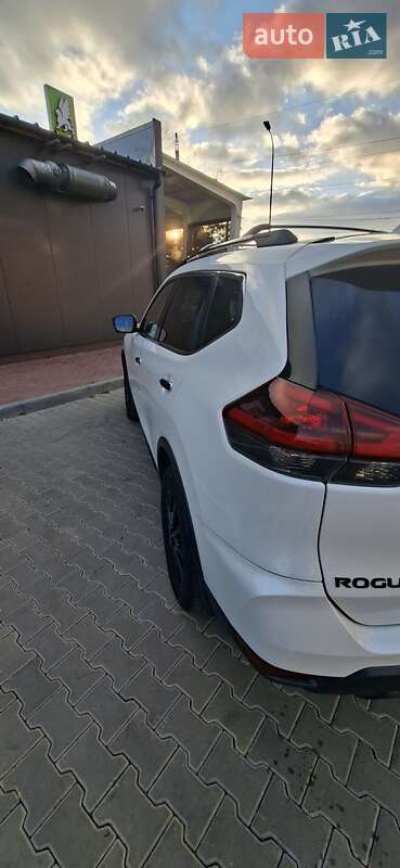 Внедорожник / Кроссовер Nissan Rogue 2018 в Одессе