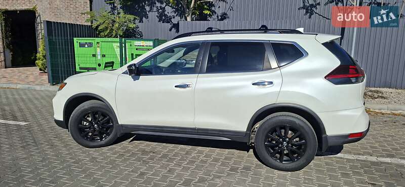 Внедорожник / Кроссовер Nissan Rogue 2018 в Одессе