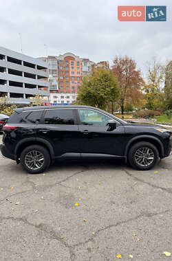 Внедорожник / Кроссовер Nissan Rogue 2021 в 