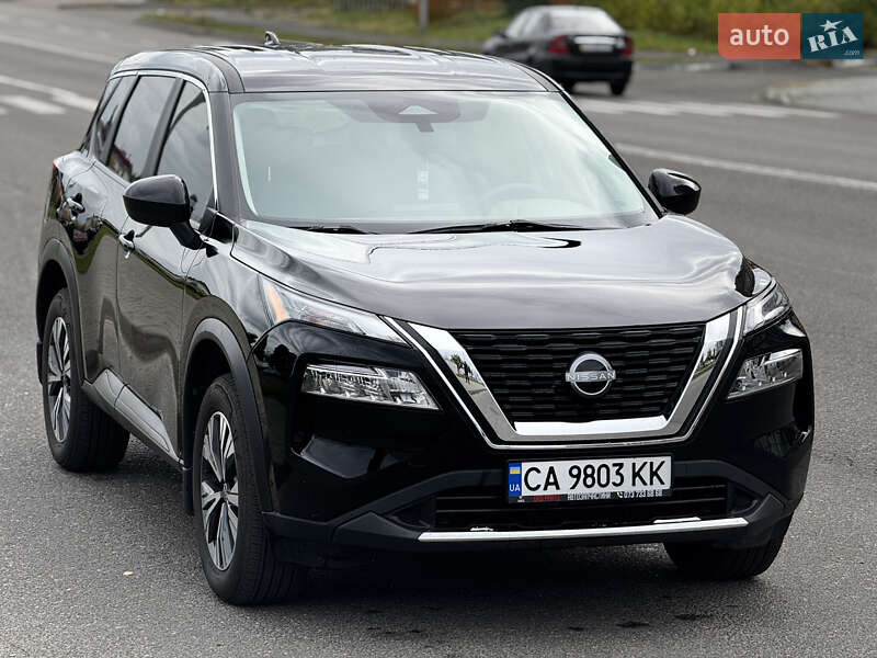 Позашляховик / Кросовер Nissan Rogue 2023 в Черкасах