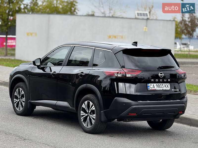 Позашляховик / Кросовер Nissan Rogue 2023 в Черкасах