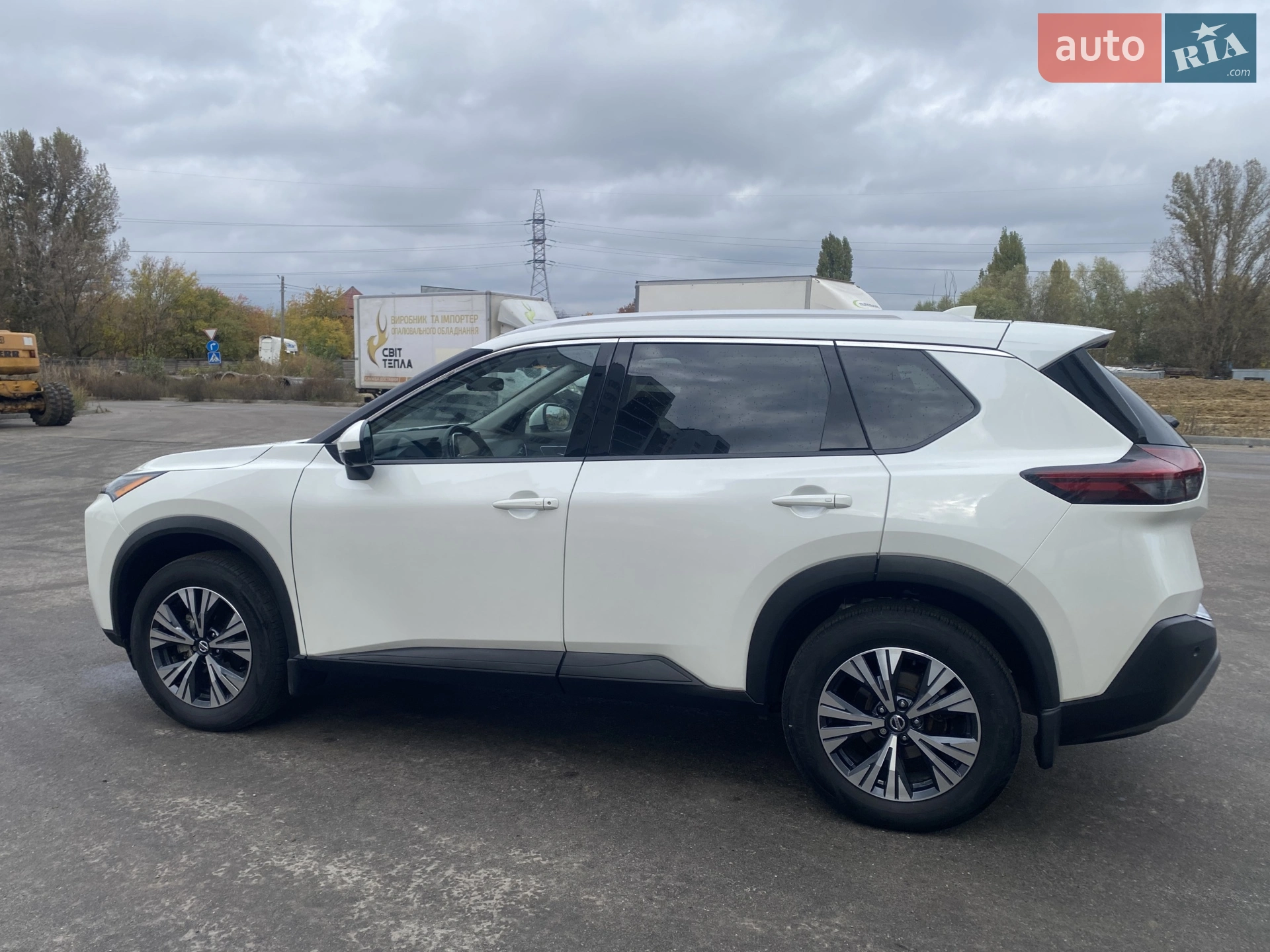 2021 Nissan Rogue - мініатюра 2