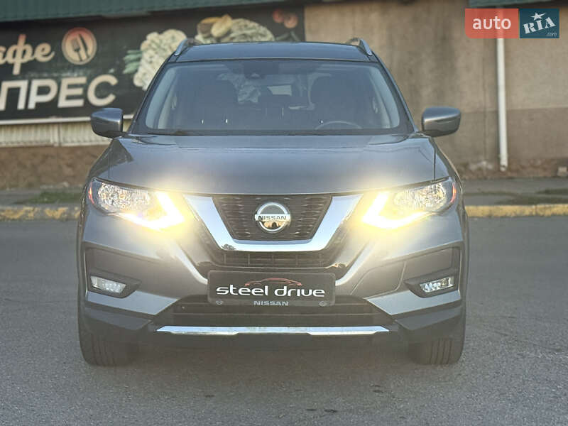 Позашляховик / Кросовер Nissan Rogue 2019 в Миколаєві