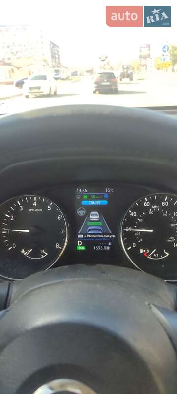 Позашляховик / Кросовер Nissan Rogue 2018 в Миколаєві