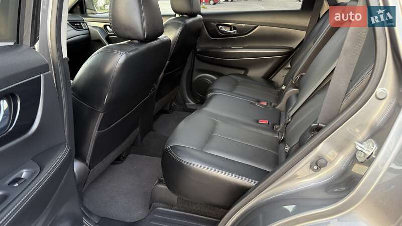 Позашляховик / Кросовер Nissan Rogue 2018 в Києві фото 14 Позашляховик / Кросовер Nissan Rogue 2018 в Києві