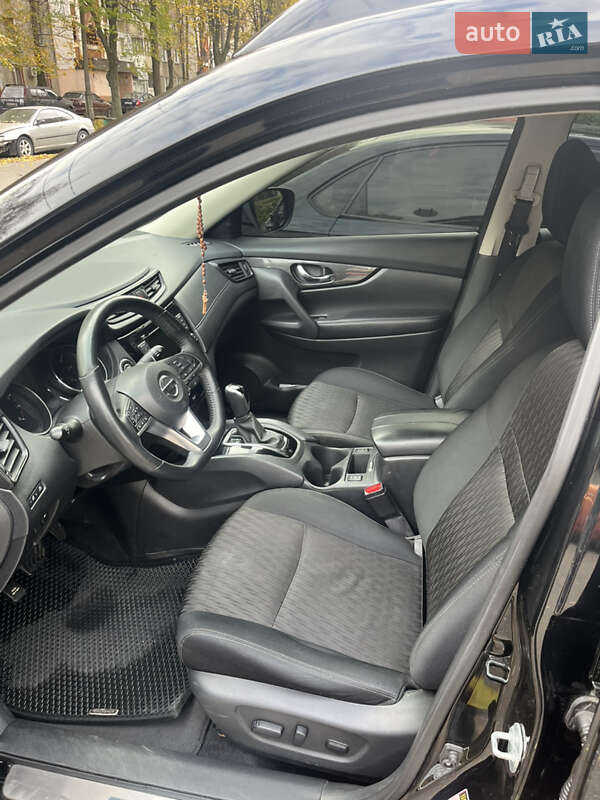 Внедорожник / Кроссовер Nissan Rogue 2018 в Киеве фото 13 Внедорожник / Кроссовер Nissan Rogue 2018 в Киеве