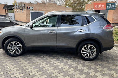 Внедорожник / Кроссовер Nissan Rogue 2015 в 