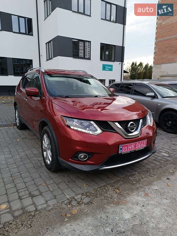 Внедорожник / Кроссовер Nissan Rogue 2016 в Маневичах