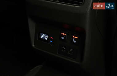 Внедорожник / Кроссовер Nissan Rogue 2020 в 