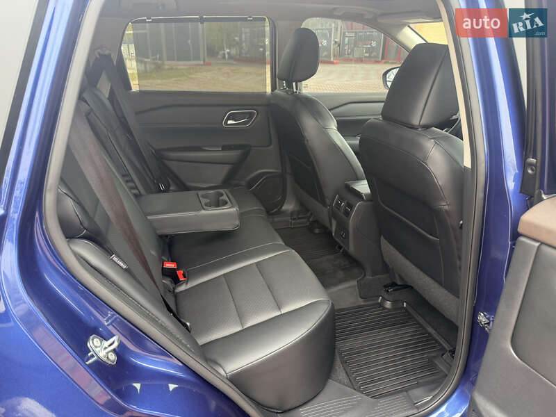 Позашляховик / Кросовер Nissan Rogue 2021 в Білій Церкві