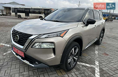 Позашляховик / Кросовер Nissan Rogue 2020 в Житомирі