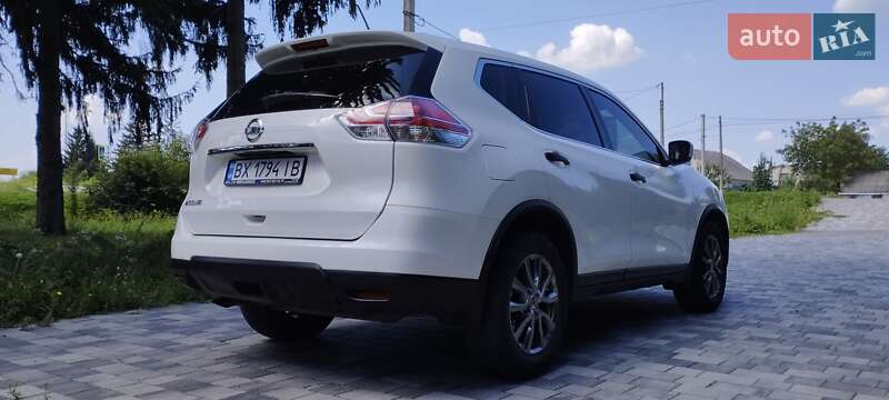Внедорожник / Кроссовер Nissan Rogue 2016 в Староконстантинове фото 11 Внедорожник / Кроссовер Nissan Rogue 2016 в Староконстантинове