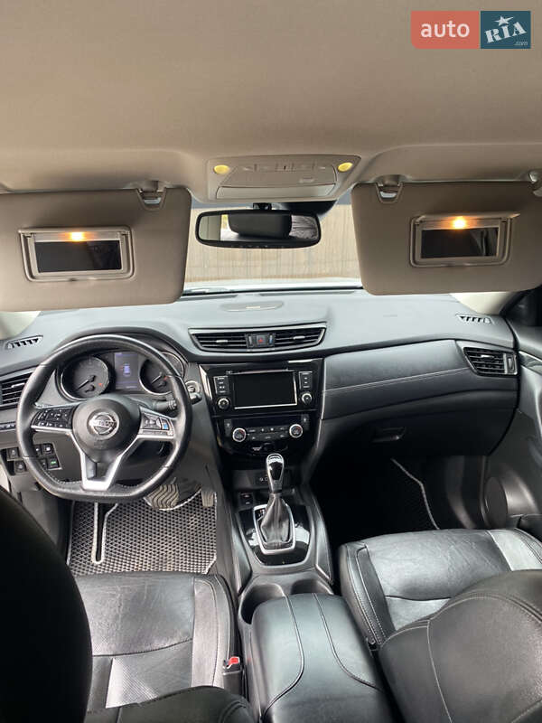 Внедорожник / Кроссовер Nissan Rogue 2019 в Конотопе