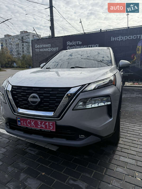 Позашляховик / Кросовер Nissan Rogue 2022 в Полтаві