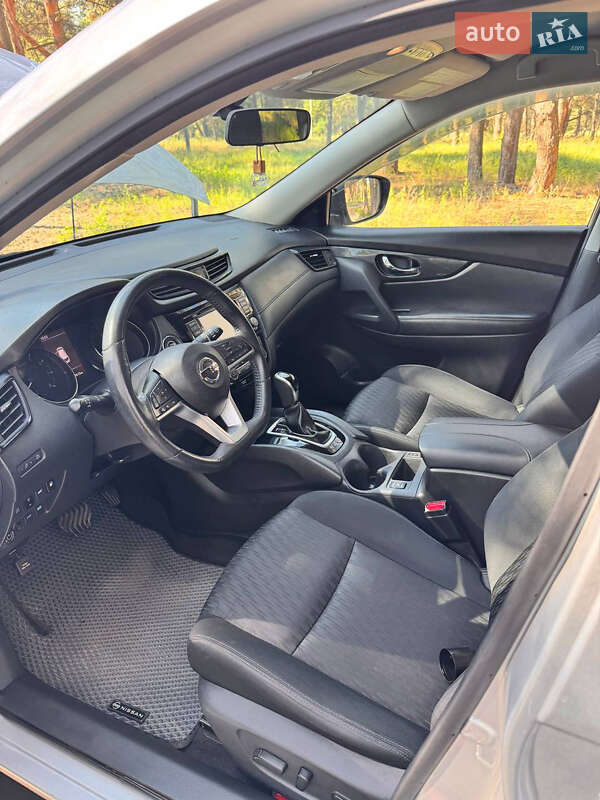 Внедорожник / Кроссовер Nissan Rogue 2018 в Кременчуге фото 2 Внедорожник / Кроссовер Nissan Rogue 2018 в Кременчуге