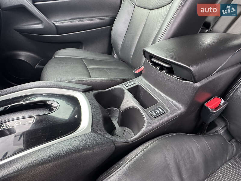 Внедорожник / Кроссовер Nissan Rogue 2015 в Запорожье фото 34 Внедорожник / Кроссовер Nissan Rogue 2015 в Запорожье