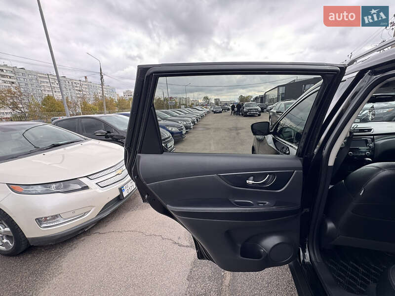 Внедорожник / Кроссовер Nissan Rogue 2015 в Запорожье фото 43 Внедорожник / Кроссовер Nissan Rogue 2015 в Запорожье