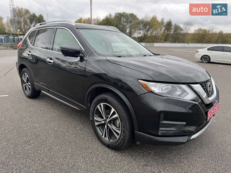 Позашляховик / Кросовер Nissan Rogue 2019 в Києві