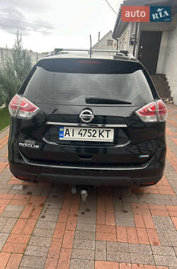 Внедорожник / Кроссовер Nissan Rogue 2015 в 