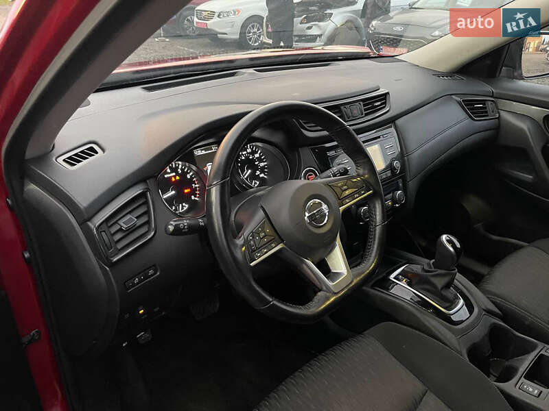 Позашляховик / Кросовер Nissan Rogue 2017 в Луцьку фото 25 Позашляховик / Кросовер Nissan Rogue 2017 в Луцьку