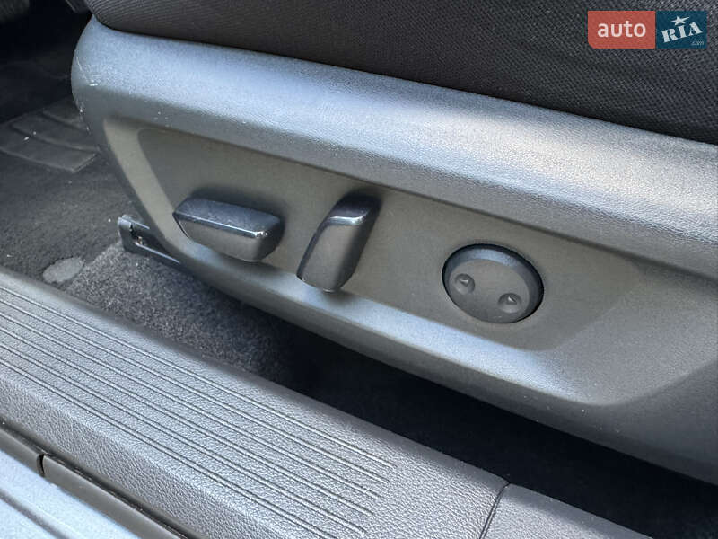 Внедорожник / Кроссовер Nissan Rogue 2020 в Тернополе