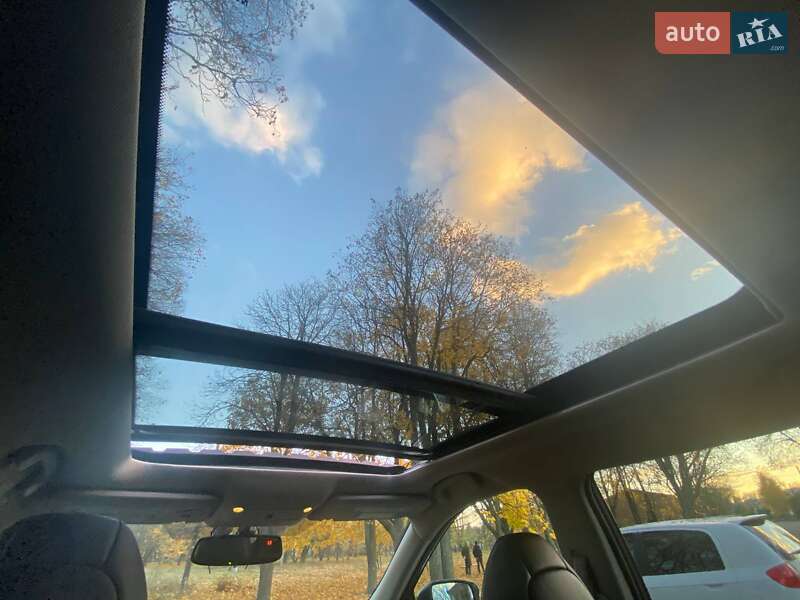 Внедорожник / Кроссовер Nissan Rogue 2015 в Гайвороне