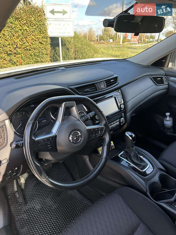 Внедорожник / Кроссовер Nissan Rogue 2018 в Каменском фото 10 Внедорожник / Кроссовер Nissan Rogue 2018 в Каменском