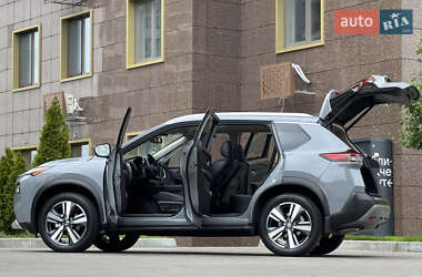 Внедорожник / Кроссовер Nissan Rogue 2021 в 