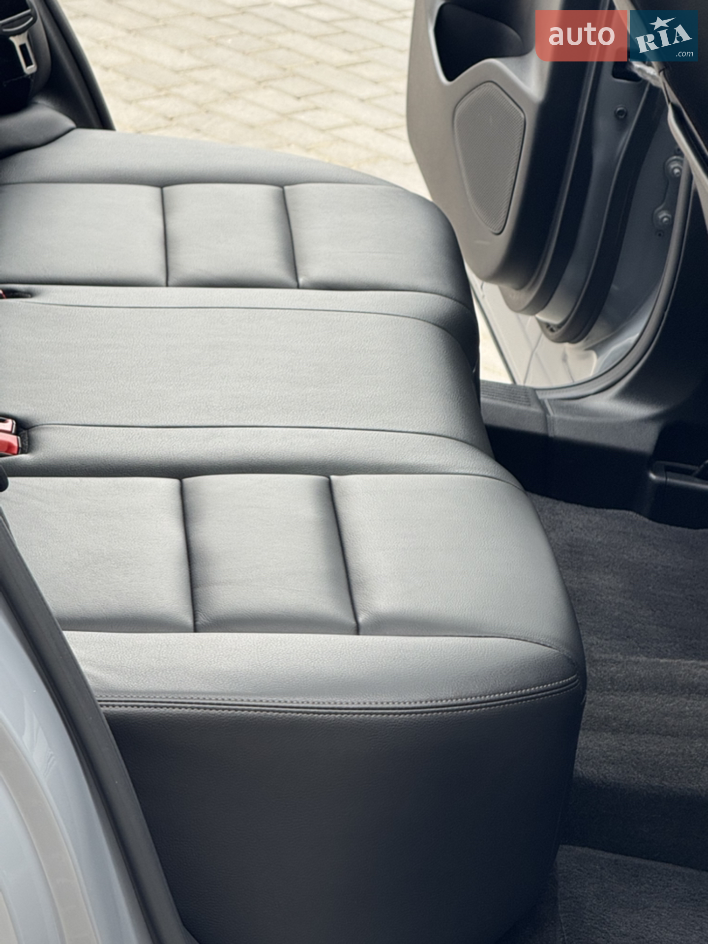 2021 Nissan Rogue - мініатюра 17