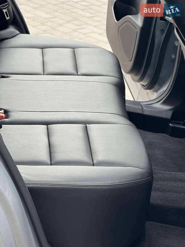 Позашляховик / Кросовер Nissan Rogue 2021 в Одесі