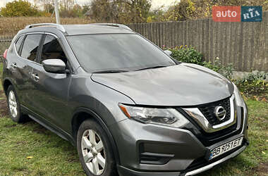 Внедорожник / Кроссовер Nissan Rogue 2016 в Кременчуге Внедорожник / Кроссовер Nissan Rogue 2016 в Кременчуге