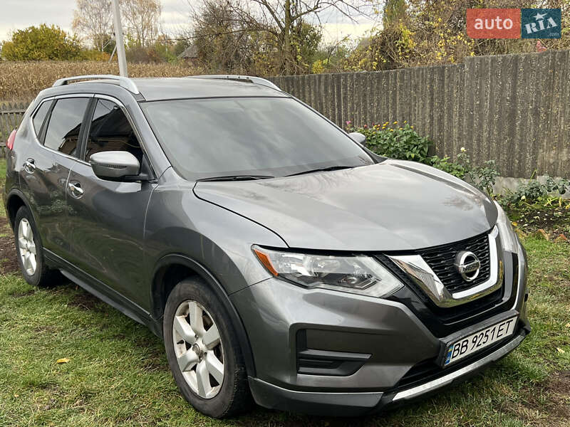 Позашляховик / Кросовер Nissan Rogue 2016 в Кременчуці