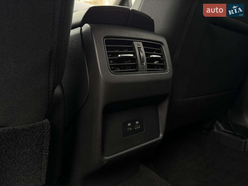 Внедорожник / Кроссовер Nissan Rogue 2021 в Киеве фото 58 Внедорожник / Кроссовер Nissan Rogue 2021 в Киеве