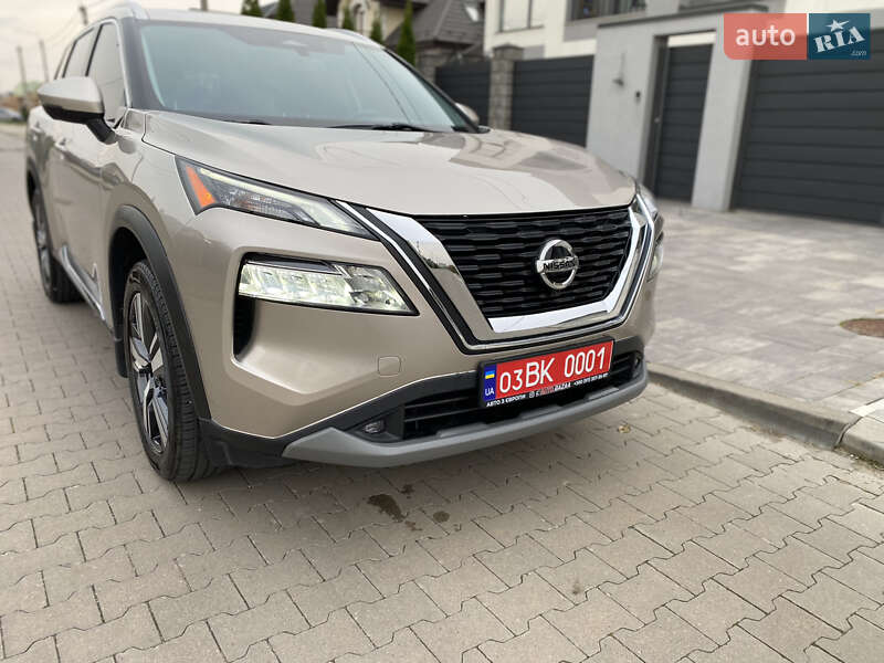 Позашляховик / Кросовер Nissan Rogue 2021 в Рівному