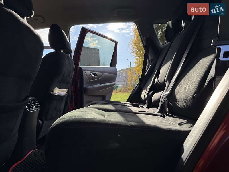 Внедорожник / Кроссовер Nissan Rogue 2014 в Киеве фото 16 Внедорожник / Кроссовер Nissan Rogue 2014 в Киеве