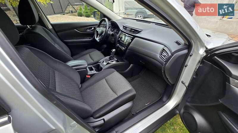 Внедорожник / Кроссовер Nissan Rogue 2017 в Полтаве фото 21 Внедорожник / Кроссовер Nissan Rogue 2017 в Полтаве