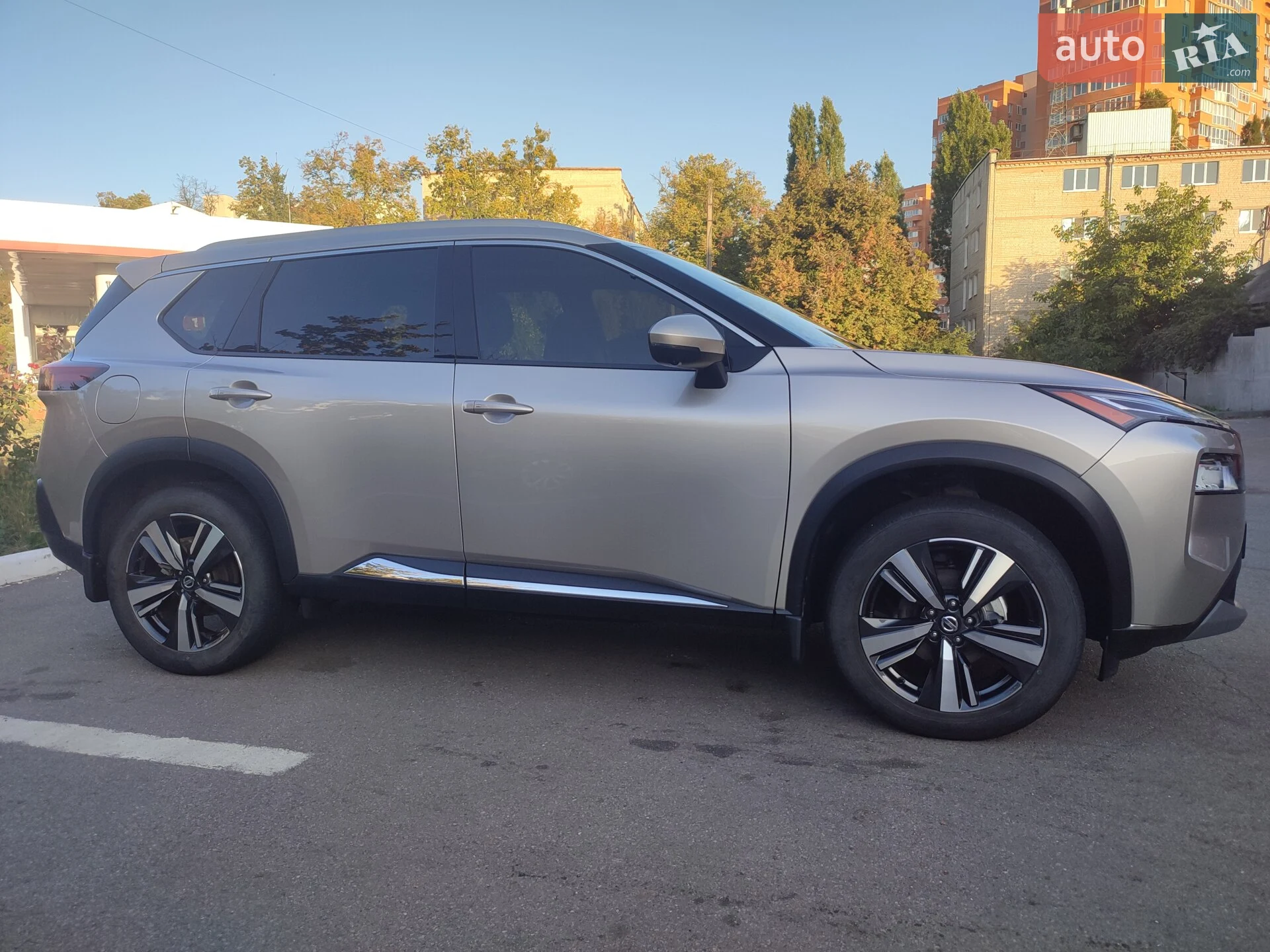 2021 Nissan Rogue - мініатюра 4