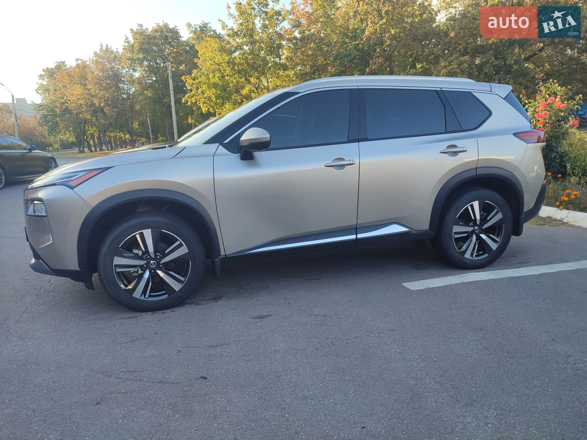 2021 Nissan Rogue - мініатюра 6