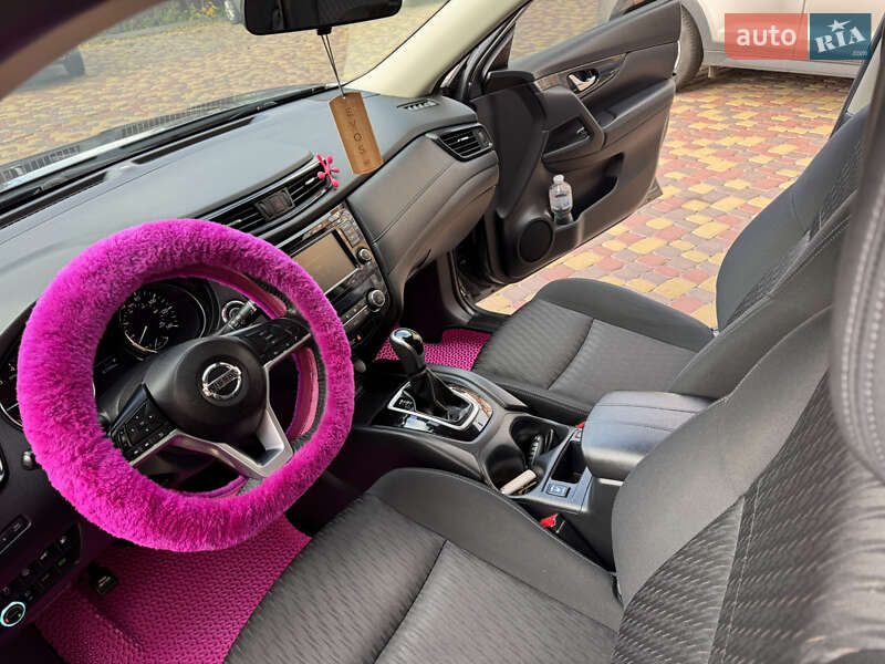 Внедорожник / Кроссовер Nissan Rogue 2019 в Виннице