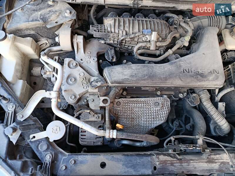 Внедорожник / Кроссовер Nissan Rogue 2016 в Хмельницком