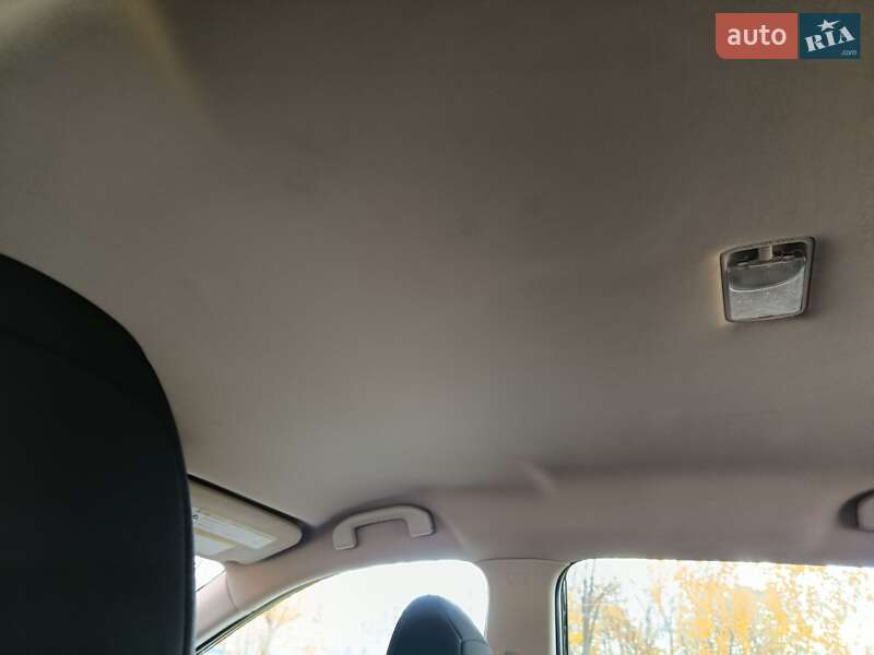 Внедорожник / Кроссовер Nissan Rogue 2016 в Хмельницком