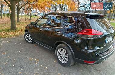 Позашляховик / Кросовер Nissan Rogue 2016 в Хмельницькому