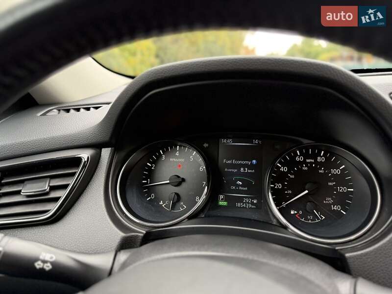 Внедорожник / Кроссовер Nissan Rogue 2017 в Чугуеве фото 8 Внедорожник / Кроссовер Nissan Rogue 2017 в Чугуеве