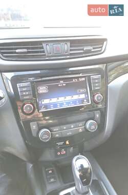 Внедорожник / Кроссовер Nissan Rogue 2019 в Никополе