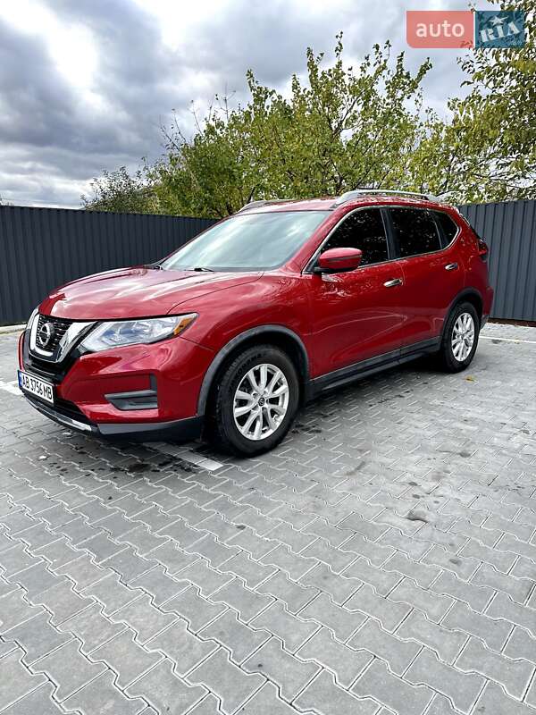 Позашляховик / Кросовер Nissan Rogue 2016 в Вінниці