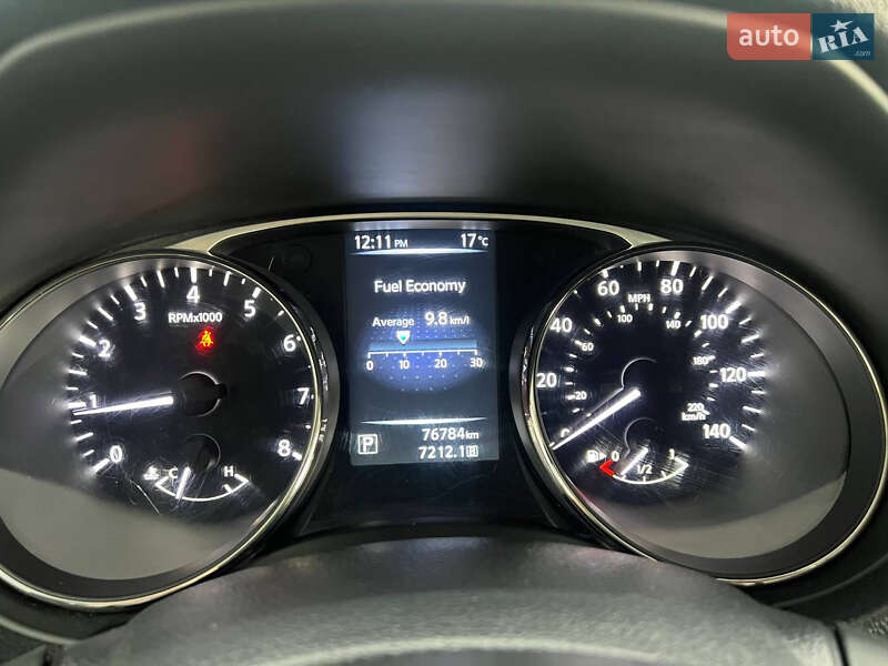 Внедорожник / Кроссовер Nissan Rogue 2016 в Одессе