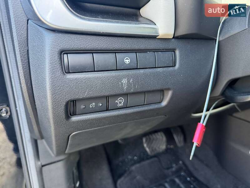 Позашляховик / Кросовер Nissan Rogue 2023 в Львові фото 12 Позашляховик / Кросовер Nissan Rogue 2023 в Львові